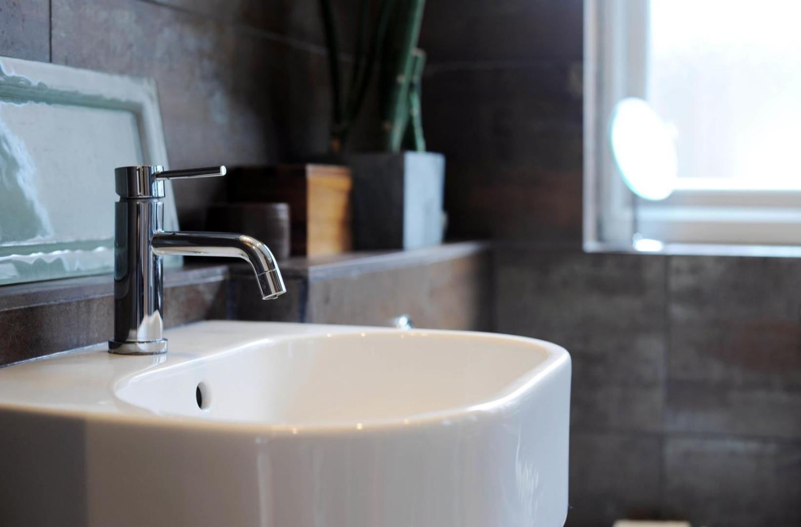 Veeve - Refinement On The Square Appartement *